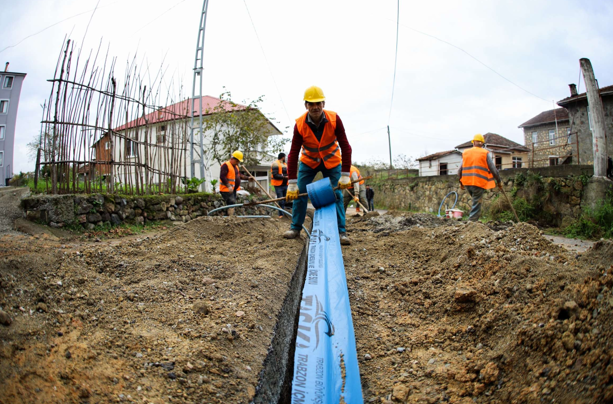 Maçka İlçesi Esiroğlu-Bahçecik Mahalleleri İsale ve Terfi Hattı İnşaatının Yapılması İşi