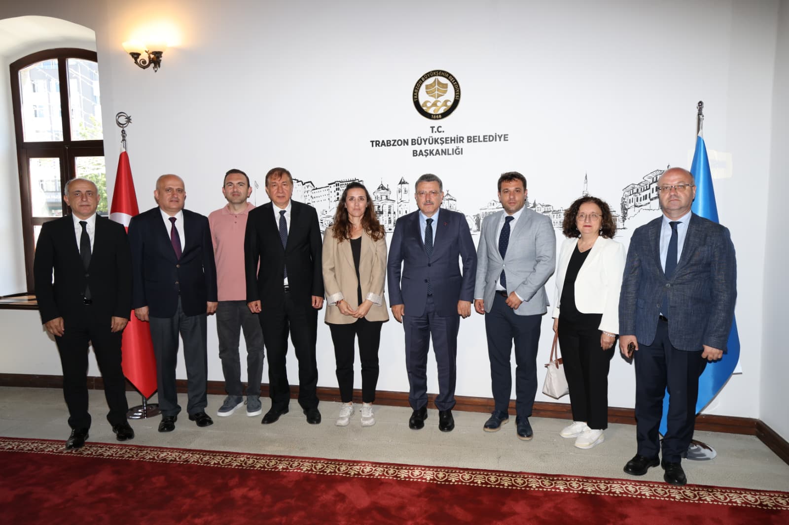 KARADENİZ'İN GELECEĞİ TRABZON’DA MASAYA YATIRILDI